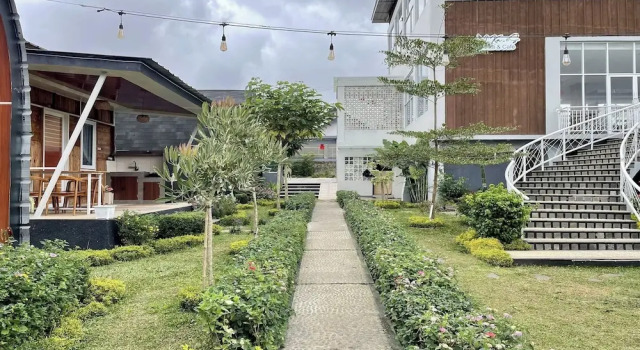 eLKa-eS Villa, Брондау Вилла Cikareumbi 2 West Java