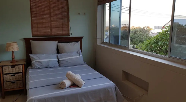 Апартаменты Classic Bramber Court Art-Deco Self-Catering Apartments