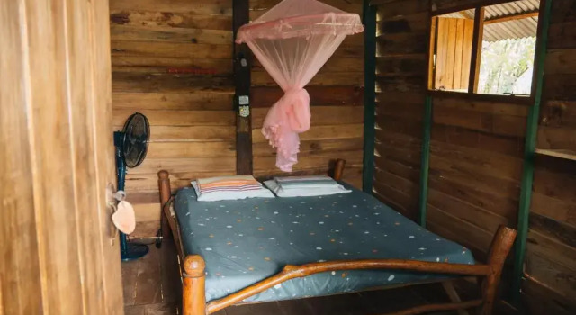 Angry Birds Tree house new cabana, 予約 ホテル ハバラナ Anuradhapura District