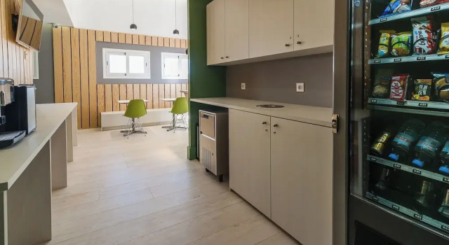 B&B Hotel Madrid Centro F52, Забронировать Отель «постель и завтрак» центр города Мадрид, рядом с Neptuno Square