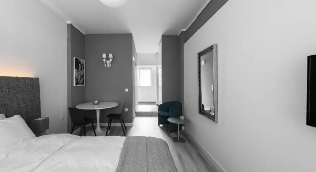 M&F Luxury Suites est. 2019 / F Suite