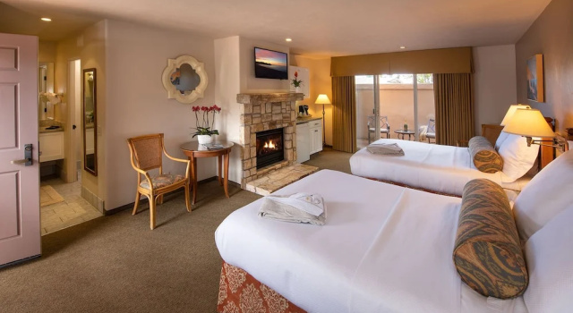 Четырёхместный номер Standard Horizon Inn & Ocean View Lodge