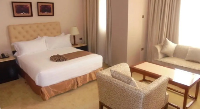 Полулюкс Getfam Hotel