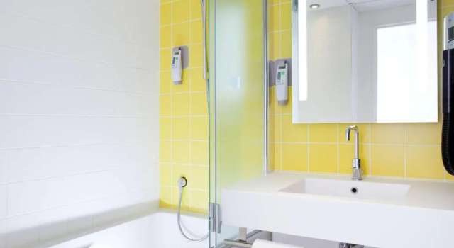 Четырёхместный номер Standard ibis Styles Paris Porte dOrléans