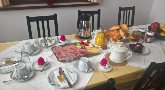 Gästehaus Rosl, Забронировать Отель Райфниц Вертер-Зе