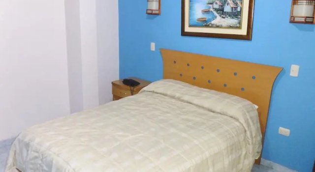 Hotel Kemberly, Rezervați Hotel Hoteluri în Guayas cu piscină, Piscină
