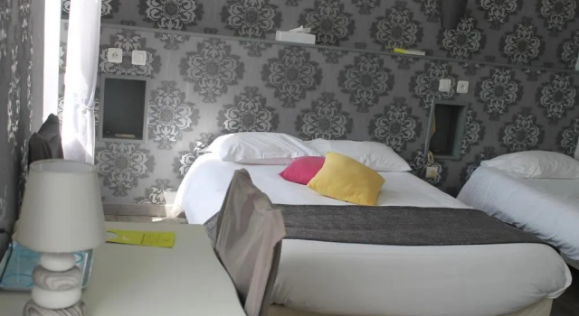 Трёхместный номер Standard Logis Hotels - Auberge de l'Île - Hôtel 3 étoiles et Restaurant