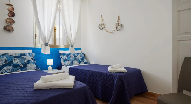 Villa Dema beach at 30 mt-Villa Dema, Забронировать Вилла Испика Долина Ното