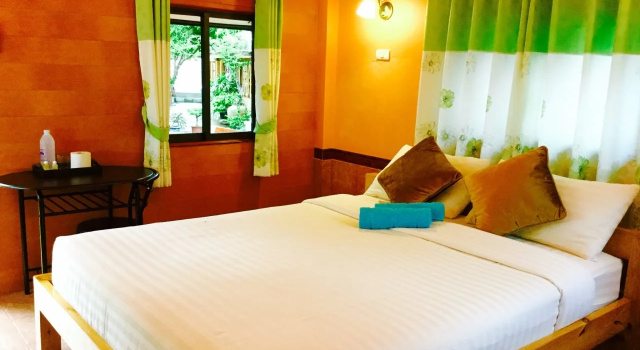 Ban Thai Guesthouse, Забронировать Отель Сукхотхай Sukhothai Province