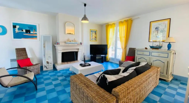 Villa individuelle de plain pied, à 300m du marché, et 500m de la plage,, Забронировать Вилла Коттеджи Приморской Шаранты, Коттедж