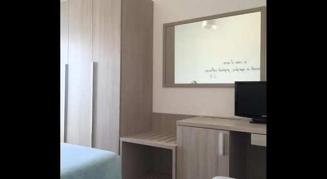 Hotel Mareblu, Забронировать Отель Отели Марок с парковкой, Парковка