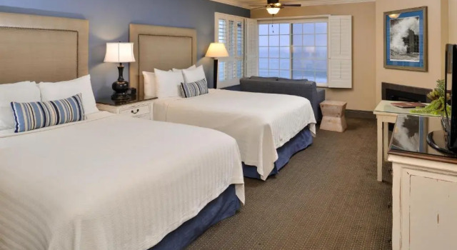 Четырёхместный номер Standard с видом на океан Sand Pebbles Inn