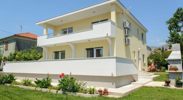 Apartment Center Trogir 1, Забронировать Апартаменты/квартира Трогир Ciovo Island