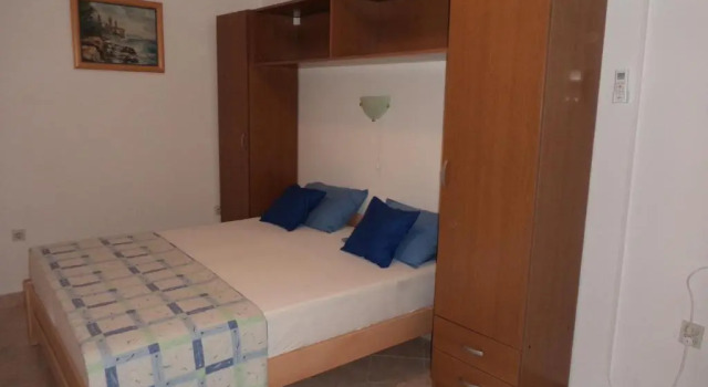 Jandric Apartments, 予約 アパートメント Lopar ラブ島