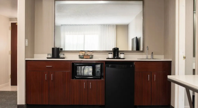 Люкс Courtyard by Marriott Seattle Sea-Tac Area