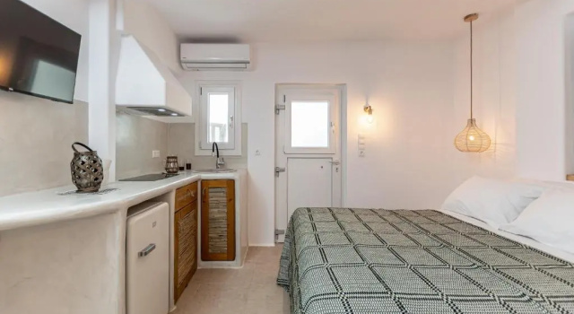 Коттедж White Luxurious Apartment I