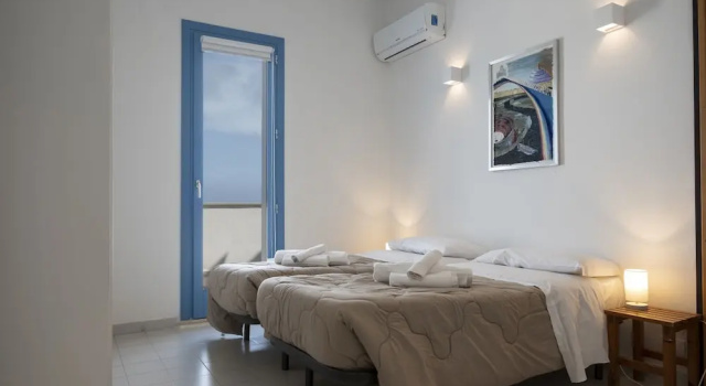 Семейный номер Standard с балконом и с видом на море Casa Blu sul mare e centralissima