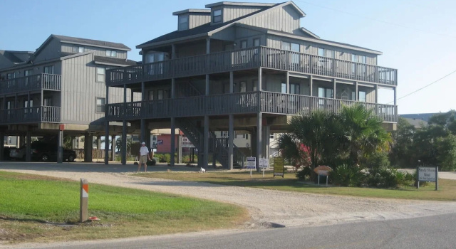 Номер Standard Sandy Shores West 101 2 Bedroom Condo by RedAwning