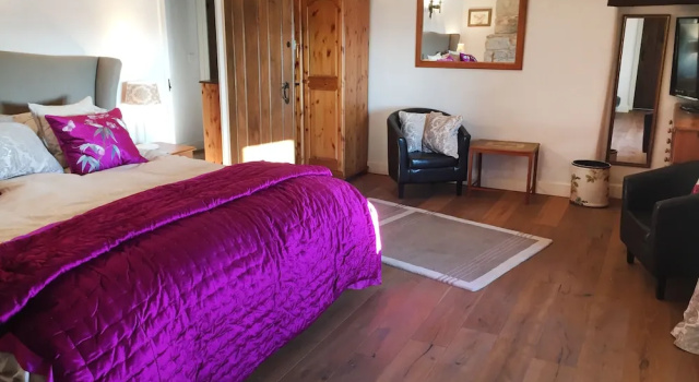 Merrybent Hill Luxury B&B, Забронировать Отель «постель и завтрак» Клайтеро 