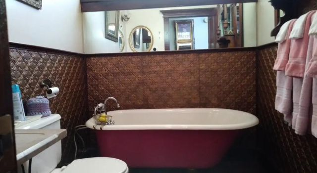 Номер Deluxe The Victorian Gold Bed and Breakfast