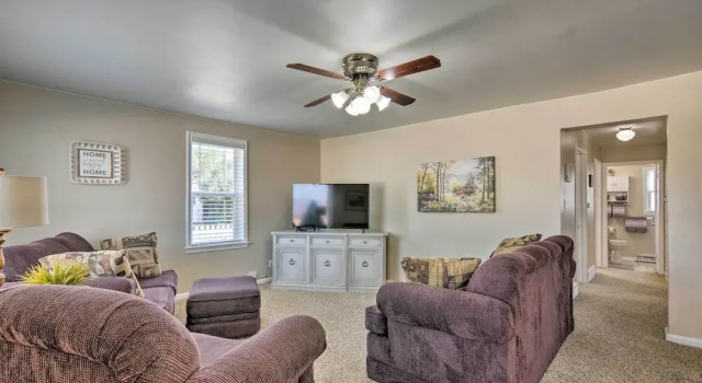 Home w/ Fenced Yard by 5 Mighty Natl Parks, Book Feriehus Circleville Garfield County