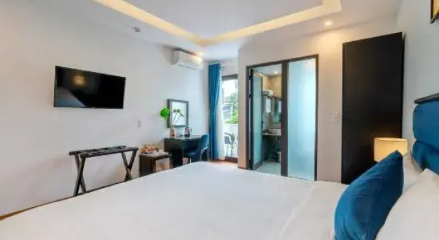 Двухместный номер Superior с балконом Royal Mansion Boutique Hoi An