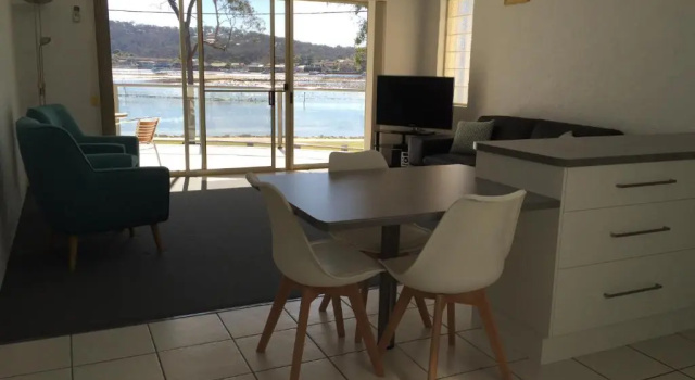 Апартаменты Deluxe Merimbula Lake Apartments