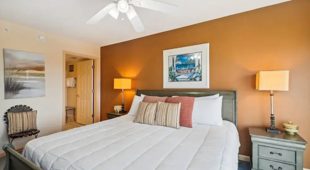 Номер Standard Seacrest 706 is a 2 BR Gulf Front on Okaloosa Island by RedAwning