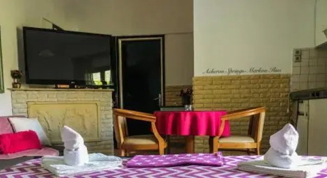 Acheron Springs-Markou Ilias, Забронировать Отель Глики Thesprotia