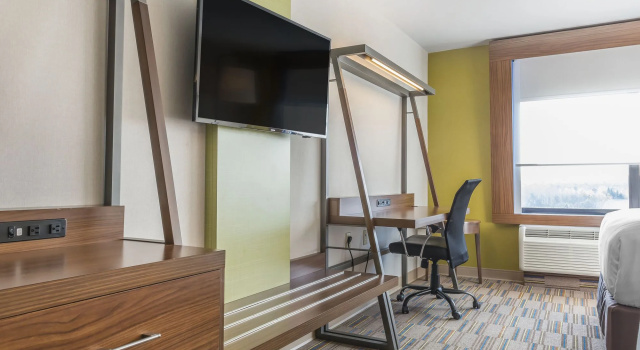 Holiday Inn Express & Suites Clarion, Buchen Sie Hotel Hotels in Pennsylvania mit Parkplatz, Parkplätze