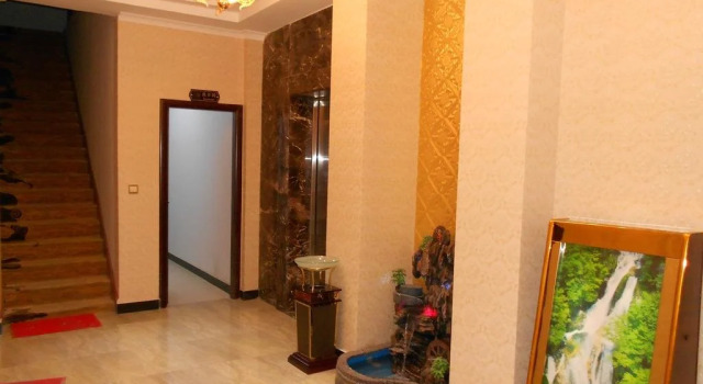 Linzhi Huarui Hotel, Rezervați Hotel Nyingchi Tibet