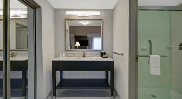 Номер Standard Hampton Inn and Suites Robbinsville