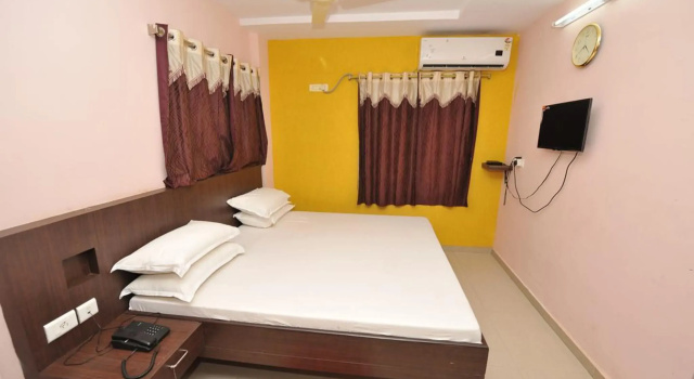 Shree Laxmi Guest House, 予約 ゲストハウス ヴィシャーカパトナム Andhra Pradesh