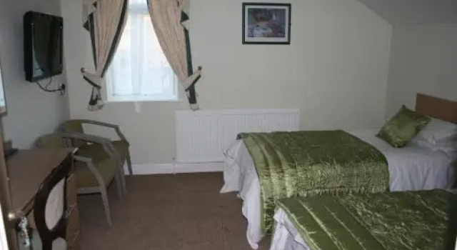 Henrys Bed and Breakfast