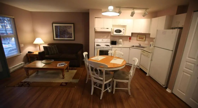 Люкс Times Square Suites Hotel