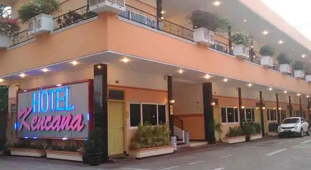 Hotel Kencana Blora, Rezervovat Hotel Blora Central Java