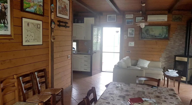 House With one Bedroom in Sant'antonio Abate, With Wonderful Mountain View, Enclosed Garden and Wifi Near the Beach