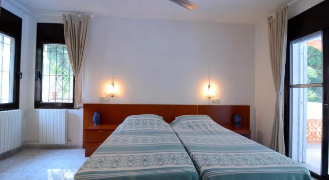 Mas Tomasi 525 a, Reservar Vila Pals 