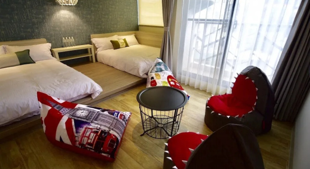 Четырёхместный номер Standard с балконом Sakagami Hotel