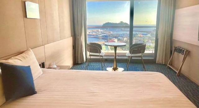 Двухместный номер Standard с балконом и с видом на море Hotel bridge Seogwipo