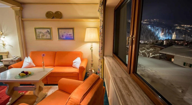 Полулюкс NEW Hotel Kristberg in Lech - new opening since December 2025