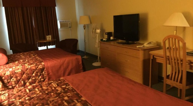 Четырёхместный номер Standard Shallow Bay Motel & Cabins