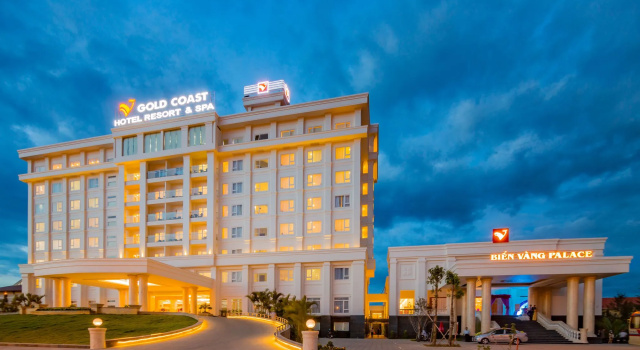Gold Coast Hotel Resort & Spa, Забронировать Курортный отель Отели Донгхой с бассейном, Бассейн