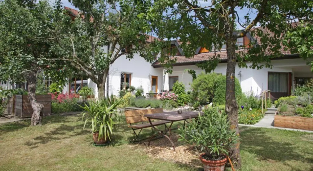 Апартаменты Ferienappartement Eninger