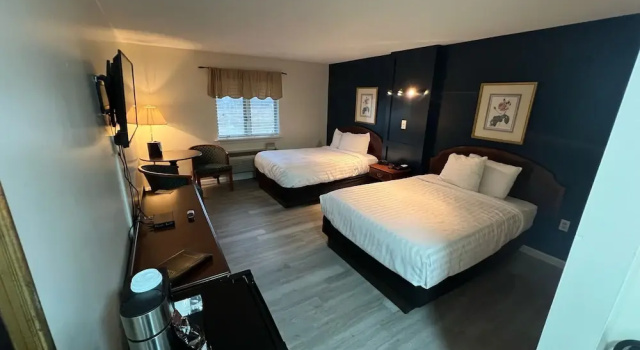 Четырёхместный номер Standard Webb's Year Round Resort