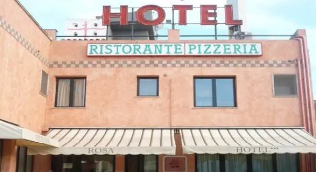 Rosa Hotel