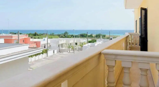 Трёхместный номер Standard с частичным видом на море Hotel Salento Gold Beach