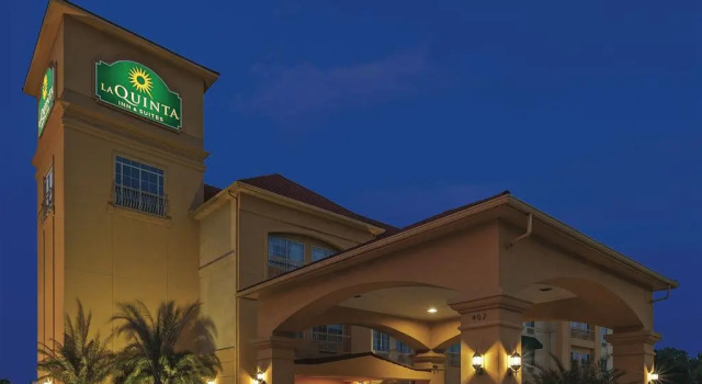 La Quinta Inn & Suites by Wyndham Livingston, Rezervasyon Otel Livingston Teksas