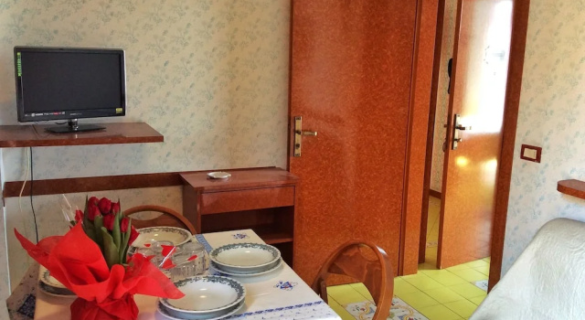 Residence Rosa, Book Bed and Breakfast Marche hoteller med parkering, Parkering