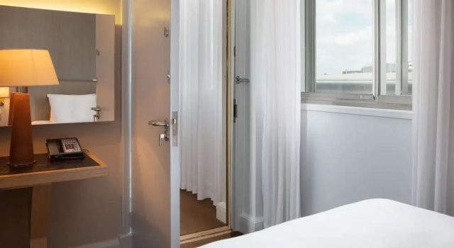 Номер Connecting семейный Hilton Leeds City